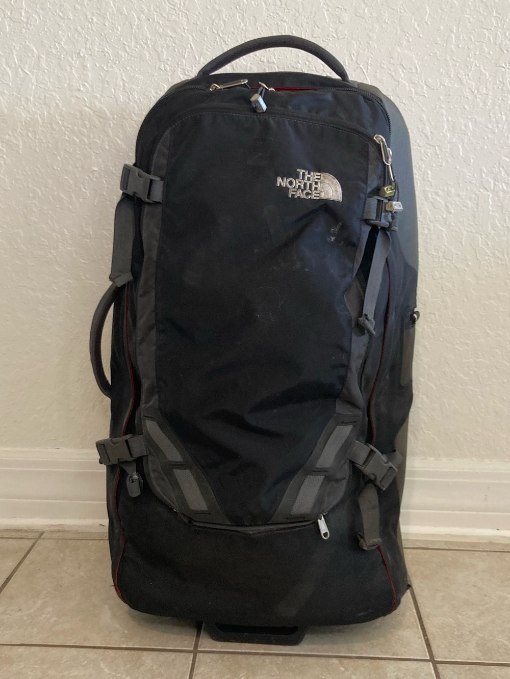 The North Face Black Travel Backpack - Durable Men’s Bag